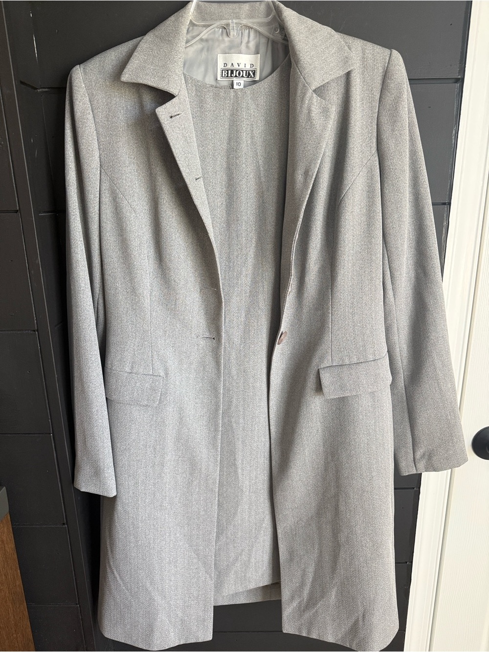 Vintage Women's Light Gray Tailored Suit with Dress